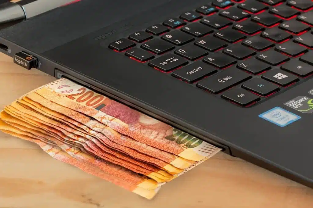 shopify vs amazon payment options